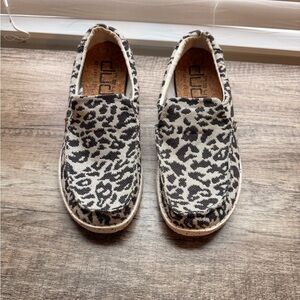 Hey Dude Women’s Size 9 Grey Cheetah Print Mistype Shoes